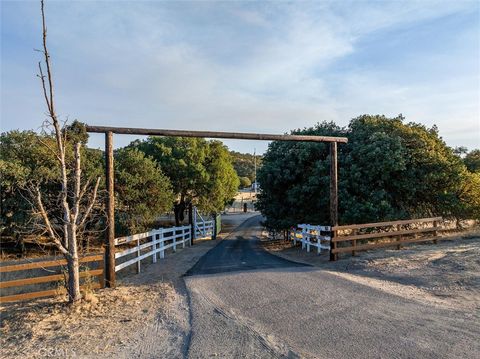 Tiny photo for 5625 Linne Road, Paso Robles, CA 93446 (MLS # NS25168356)