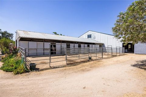 Tiny photo for 5625 Linne Road, Paso Robles, CA 93446 (MLS # NS25168356)