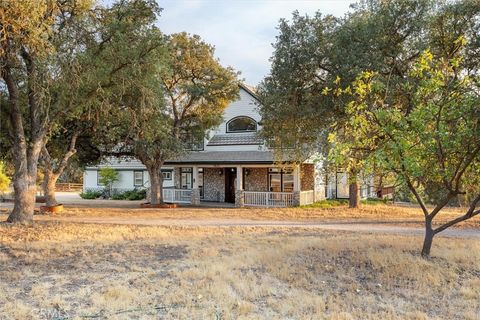 Tiny photo for 5625 Linne Road, Paso Robles, CA 93446 (MLS # NS25168356)