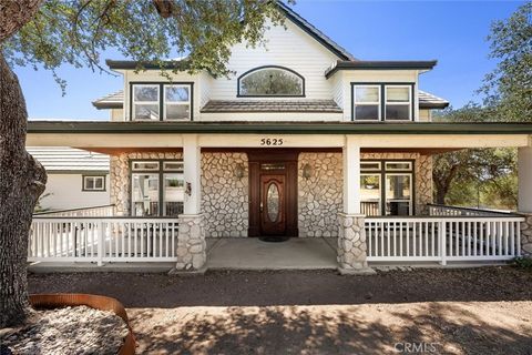 Tiny photo for 5625 Linne Road, Paso Robles, CA 93446 (MLS # NS25168356)