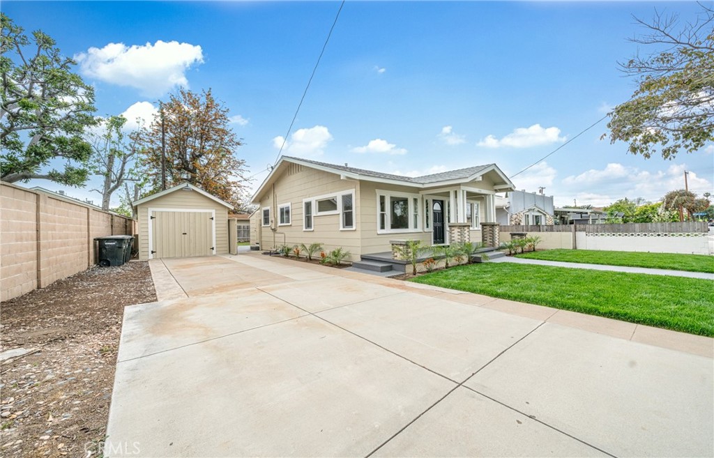 1058 E Almond Avenue