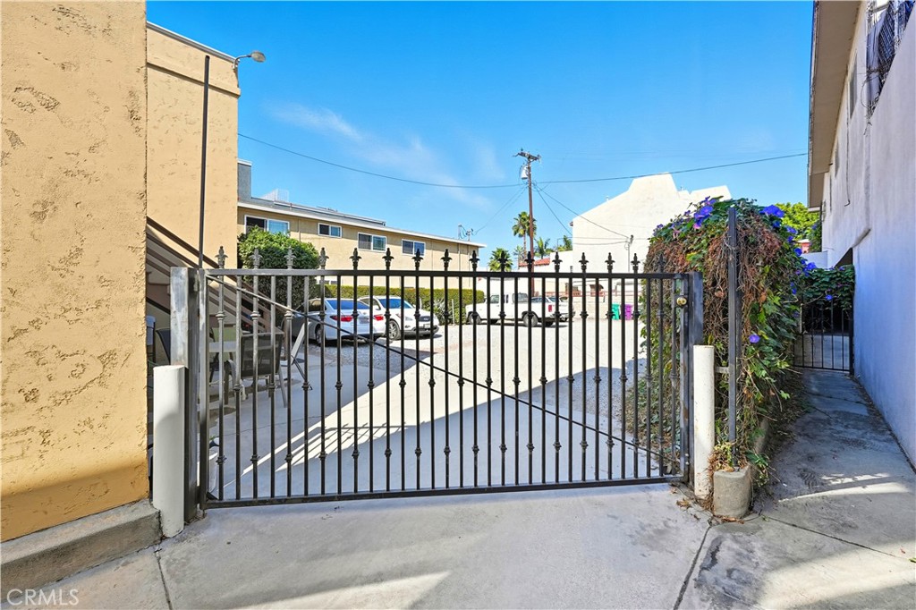 Alamitos Beach (AB) - Residential Income