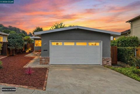 Photo of 7204 Blake St St, El Cerrito, CA 94530 (MLS # 41130984)