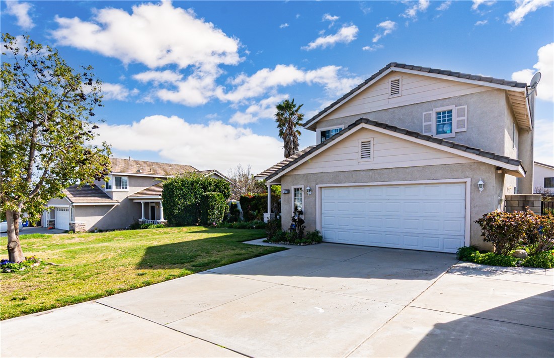2773 W Summerset Drive