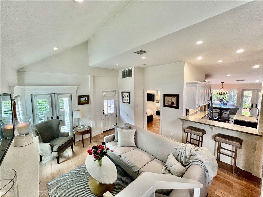 Photo of 521 Seaview Street, Laguna Beach, CA 92651 (MLS # LG26057515)