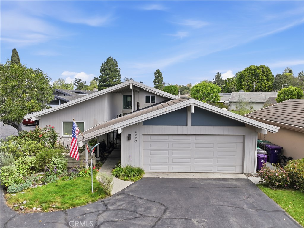 4220 Virginia Vista