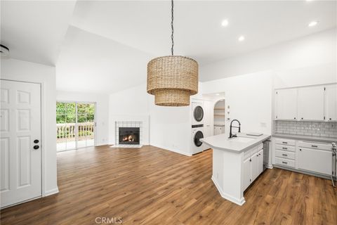 24361 Conejo 5 Laguna Hills CA 92656