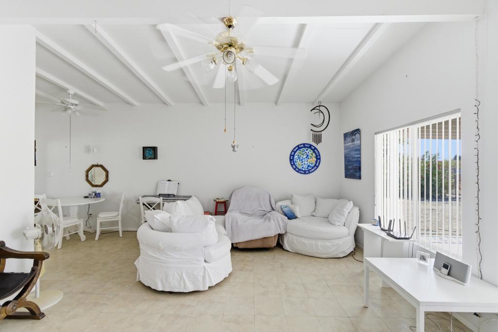 994 Sea Crest Place