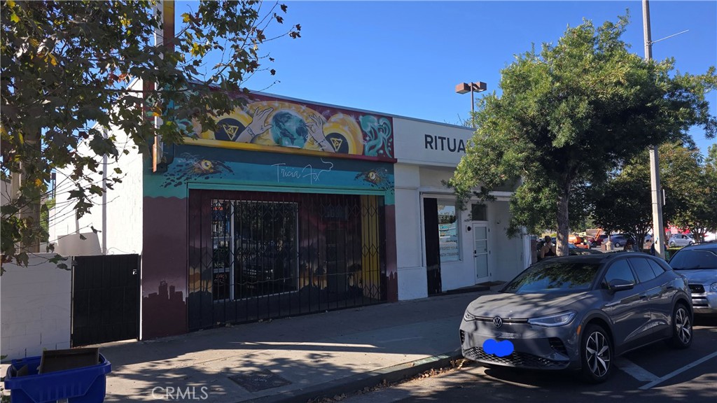 Commercial/residential mixed-use property in trendy Highland Park neighborhood on the busiest and most popular York Blvd. Two commercial units in the front; each one is about 1000 square feet approximately. Newer roof on both units. One unit is vacant and ready for the new business owner to occupy, plus, there's a vacant single-family residence in the rear, one bedroom, one bathroom, central A/C, and one car garage plus an additional parking area in the rear yard for 4+ vehicles. Automatic gate opener.