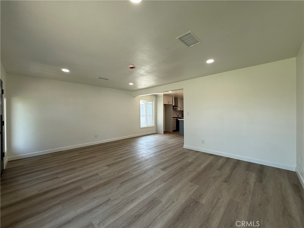 409 N 6th Street