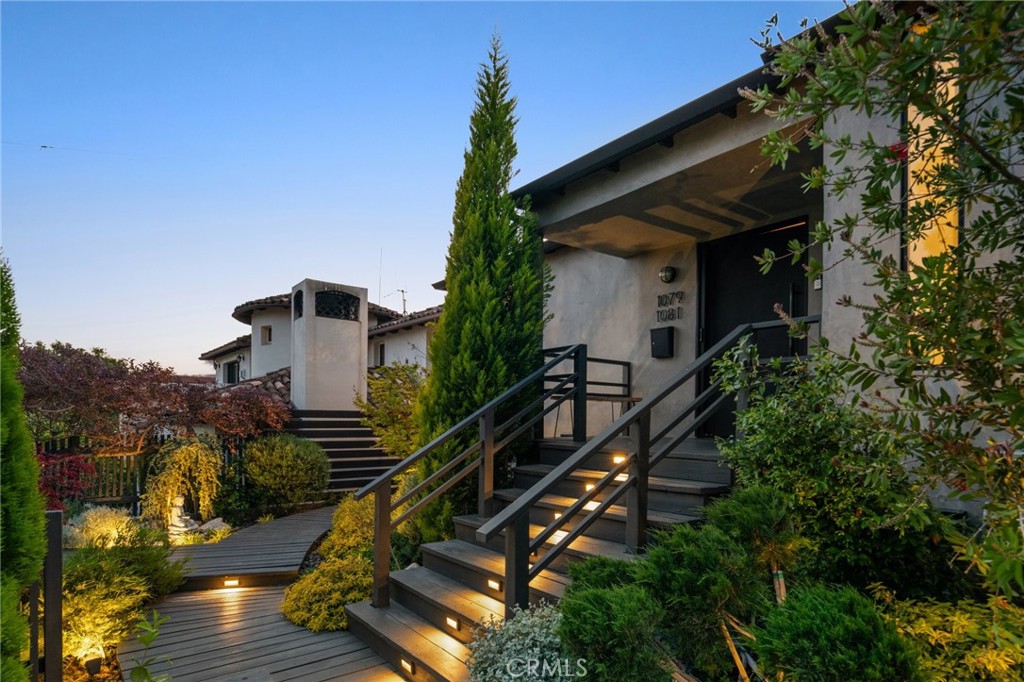 1079 San Jose Ave
