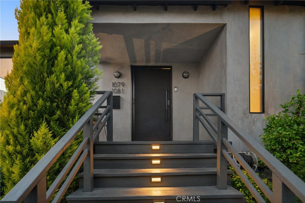 1079 San Jose Ave