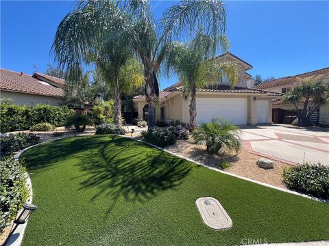 Photo of 39335 Via Zaragoza Rd, Murrieta, CA 92563 (MLS # SW26064551)