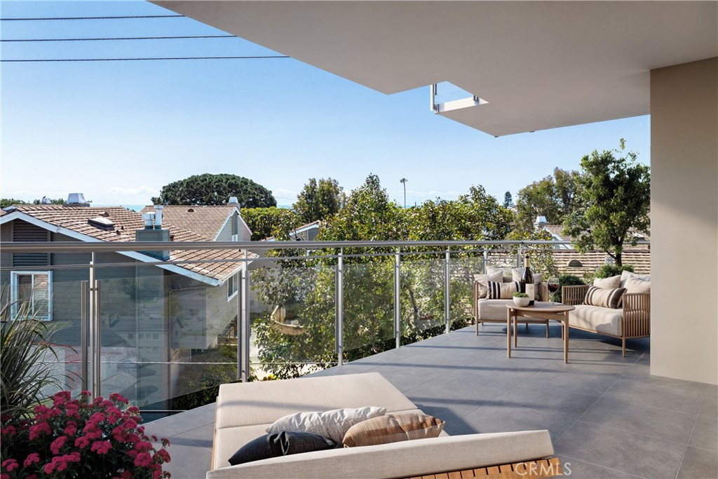 Del Prado Place - Residential