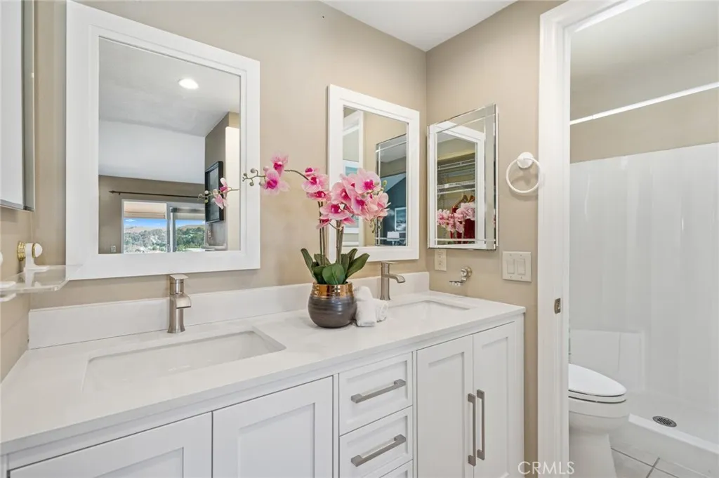 Anaheim Hills, California 92807, United States, 3 Bedrooms Bedrooms, ,3 BathroomsBathrooms,Residential,Active,159369