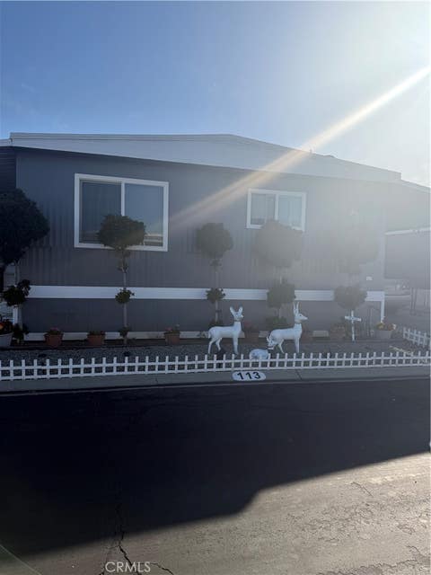 Photo of 9391 California Ave AVE #113, Riverside, CA 92503 (MLS # IG26177685)