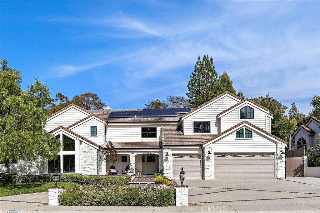 27562 Lost Trail Drive
