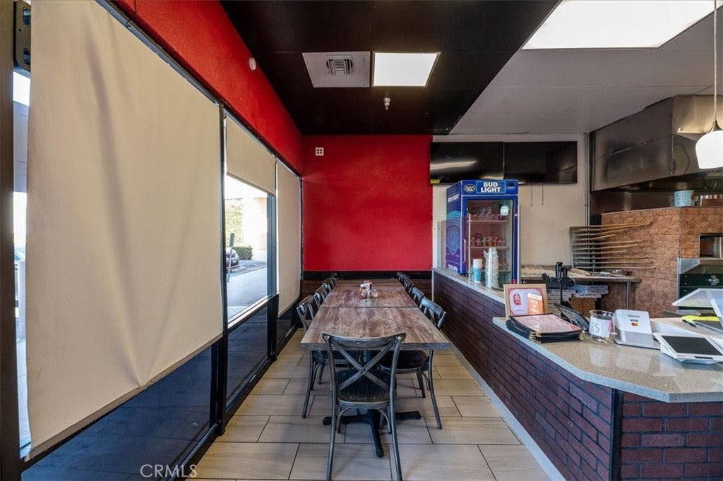 1477 E FOOTHILL BLVD