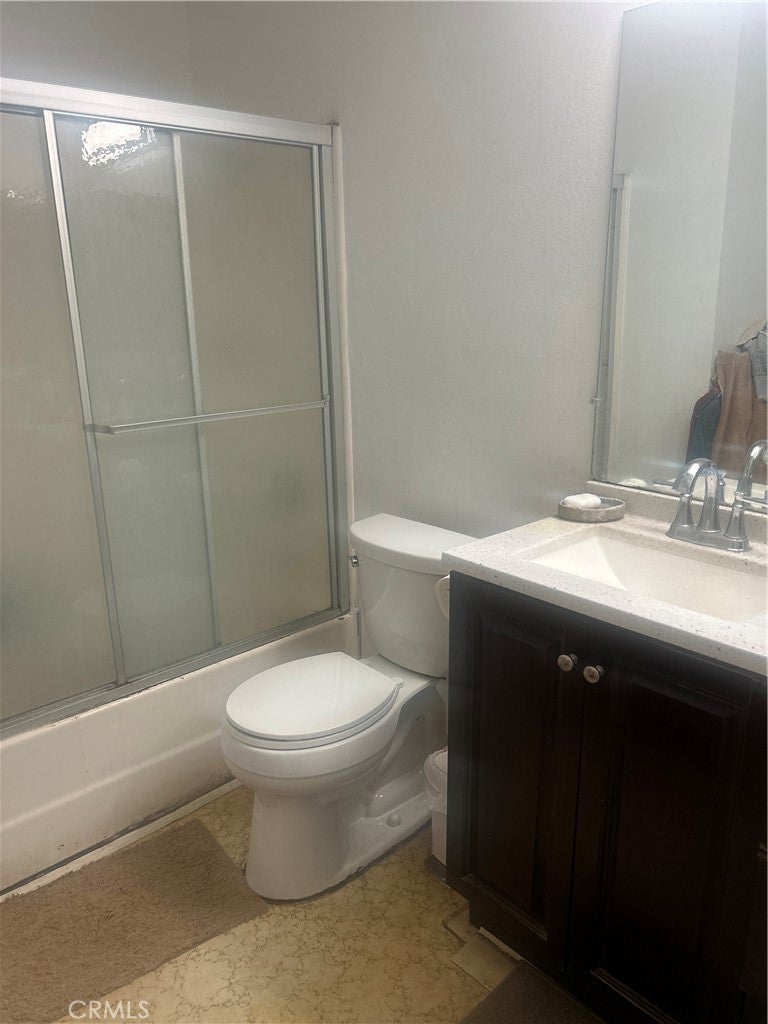 14307 N Roscoe Boulevard 103