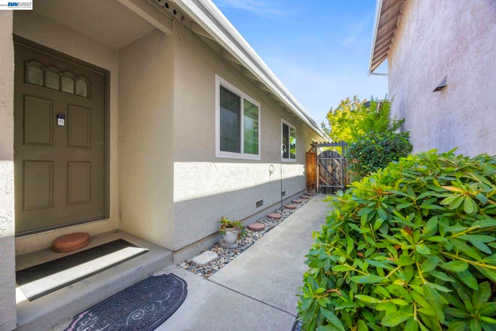 2859 El Capitan Dr