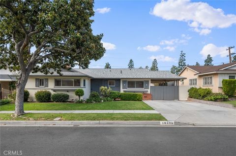 10525 S 8th Avenue Inglewood CA 90303