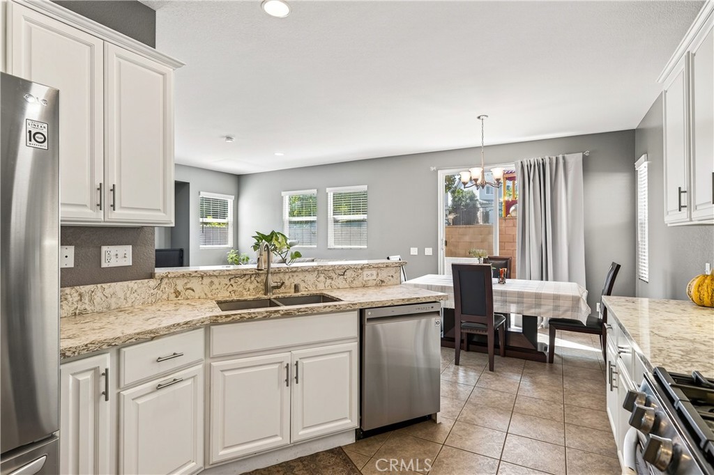 5759 Mapleview Drive