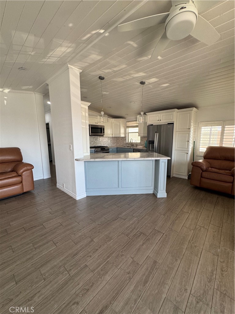 Huntington View (HTVW) - Residential Lease