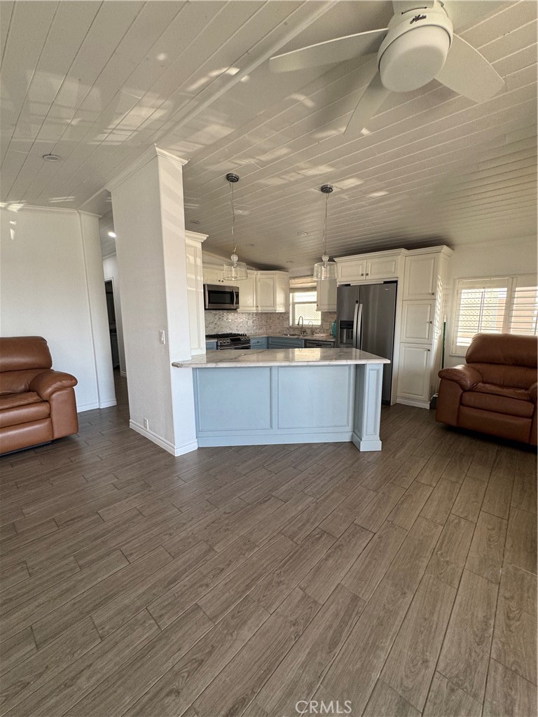 Huntington View (HTVW) - Residential Lease