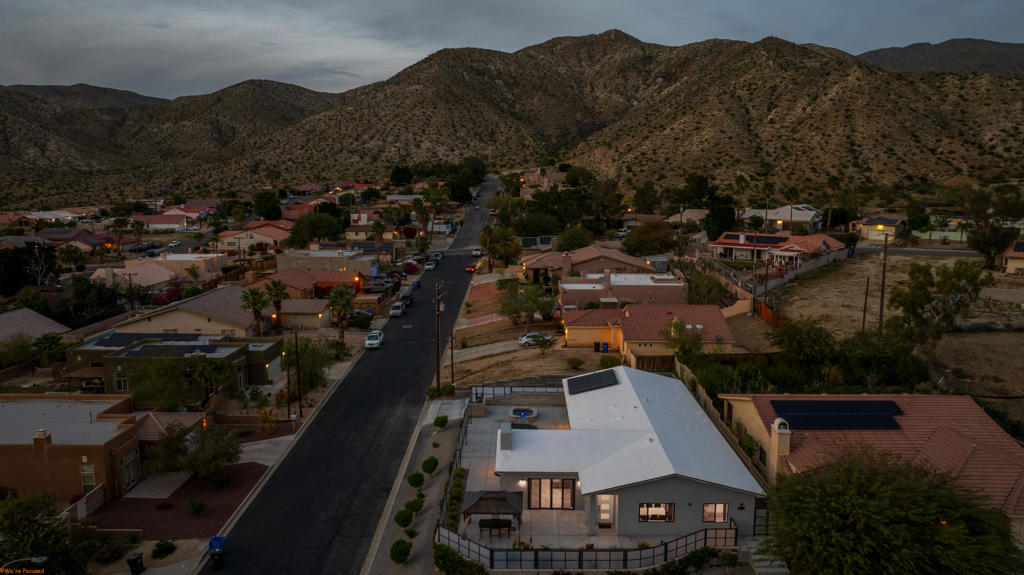 66174 Avenida Suenos