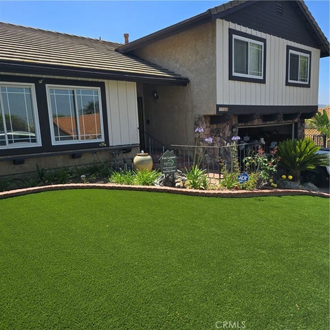Photo of 7134 Dos Rios DR, Tujunga, CA 91042 (MLS # SR26128752)