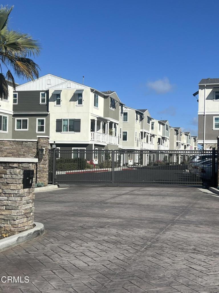 Custom - Residential Lease