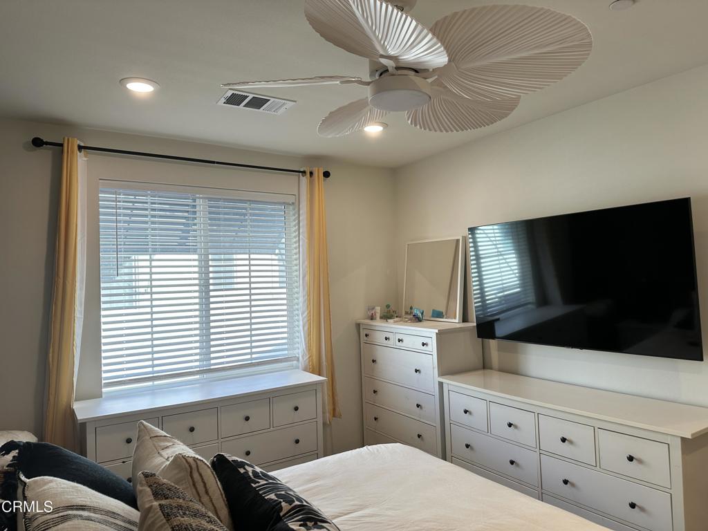 Custom - Residential Lease