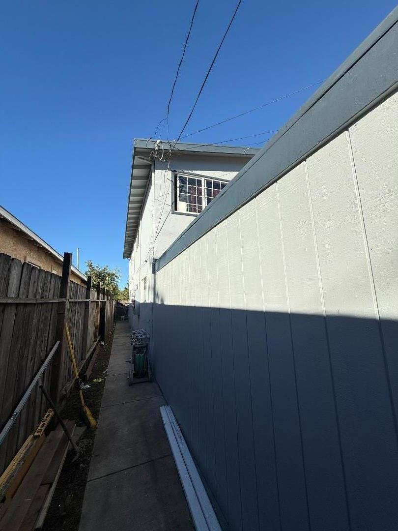 219 Barrett Avenue