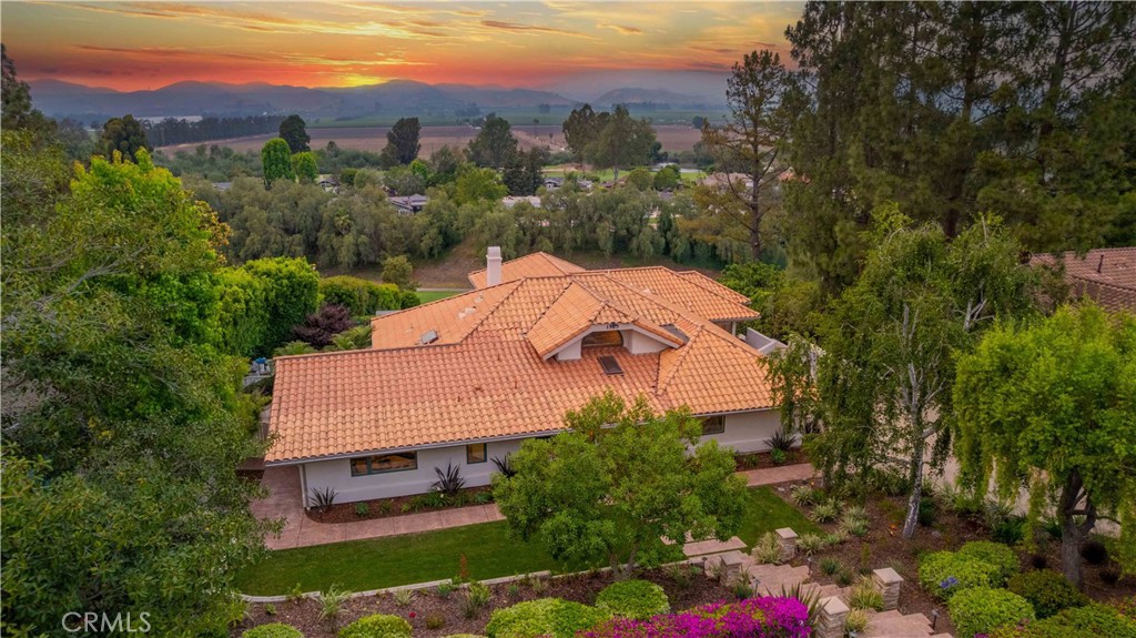 Las Posas Estates - Residential