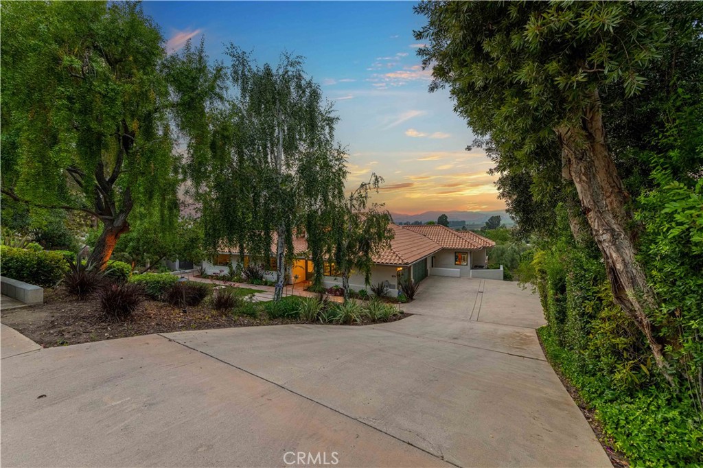 Las Posas Estates - Residential