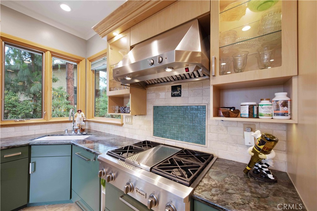 Las Posas Estates - Residential