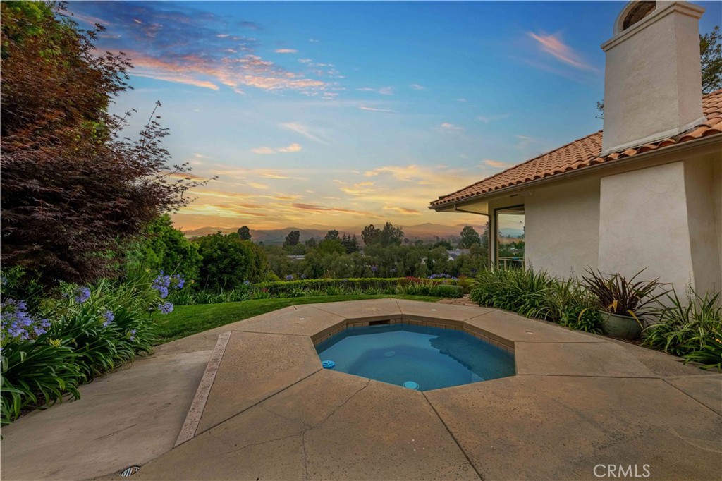 Las Posas Estates - Residential
