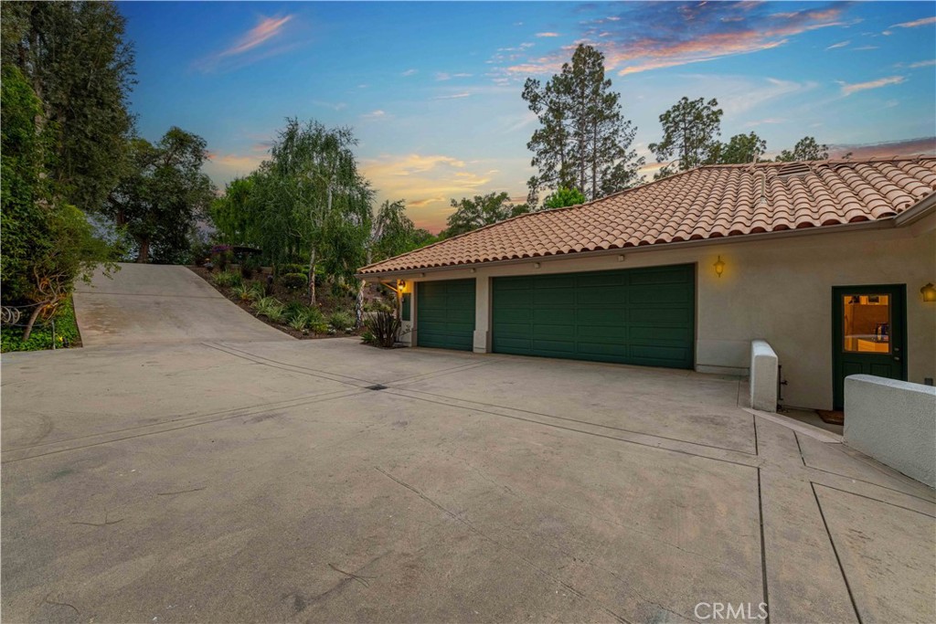 Las Posas Estates - Residential