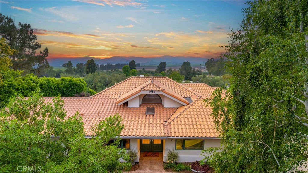 Las Posas Estates - Residential