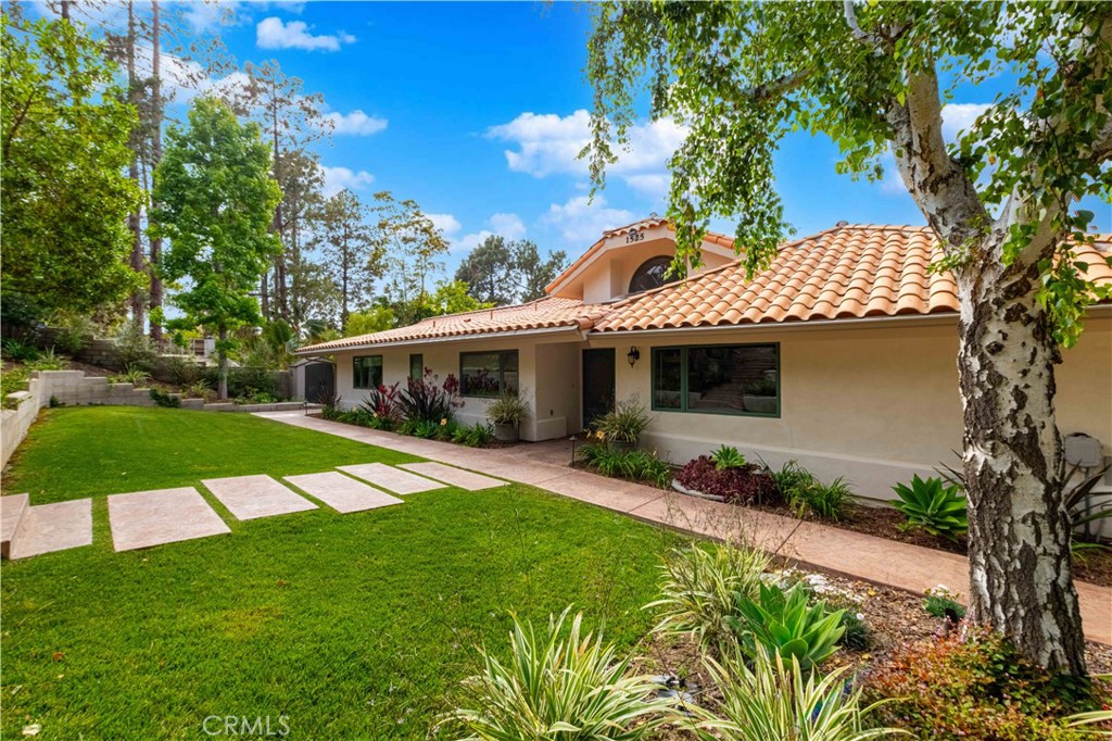 Las Posas Estates - Residential