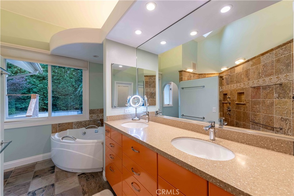 Las Posas Estates - Residential
