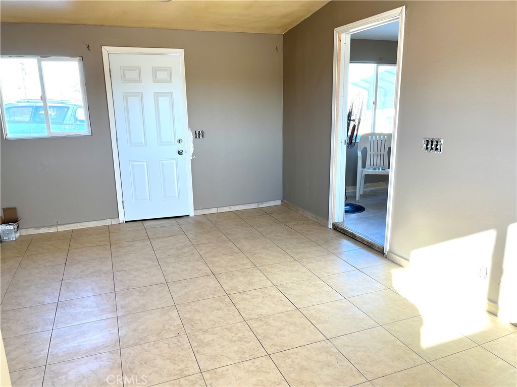14602 Main Street