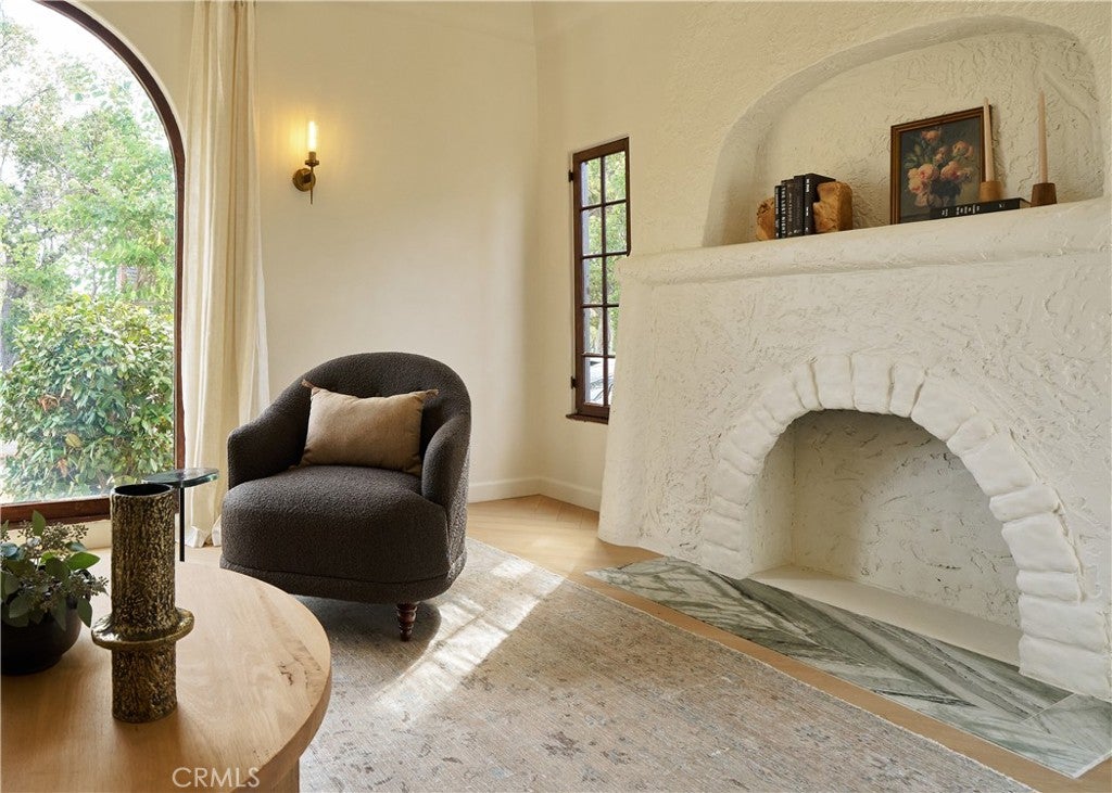 721 Palm Drive