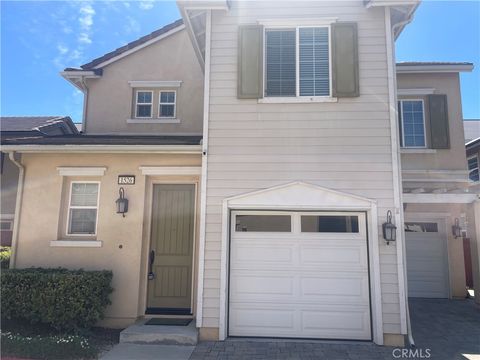 Photo of 1526 Beacon Pt, Upland, CA 91786 (MLS # CV26051902)