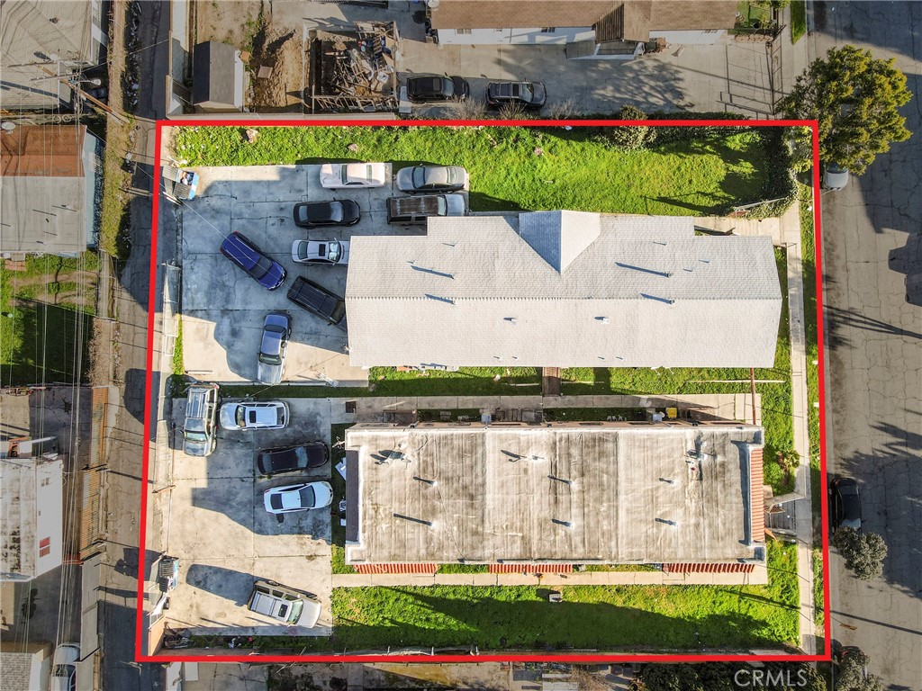 An exceptional chance to acquire two properties on adjacent lots at 11143 & 11137 Van Buren Ave, Los Angeles, CA 90044. This 7-unit portfolio consists of a 3-plex and a 4-plex, offering strong current income of $16,671/month and future development opportunities.
This investment is Eligible for Both Residential & Commercial Financing…Total Building Size: 6,468 sq. ft. | Total Lot Size: 17,713 sq. ft….Excellent Unit Mix of All 2-Bedroom, 1-Bathroom Units…All Section 8 Tenants – Ensuring Reliable Rental Income… (Properties can be sold together or separately)
Lot Zoned LC R320U* provides Opportunity for Future Development with Unlimited Density Bonus for Affordable Housing OR Potential to Add Up to 7 ADUs (Buyer to Verify)…Prime Location – Near Major Freeways, Schools, Shopping Centers, and Public Transportation!
Whether you're an investor looking to expand your portfolio or seeking a cash-flowing, high-potential multi-family property, this is a rare opportunity in a rapidly growing area of Los Angeles.