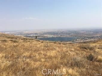 Just over 2 acres with incredible views of the Antelope Valley and Palmdale Lake. Located in the Ana Verde Area good Access the road is paved almost to the lot. Seller states there is public water in the street.
