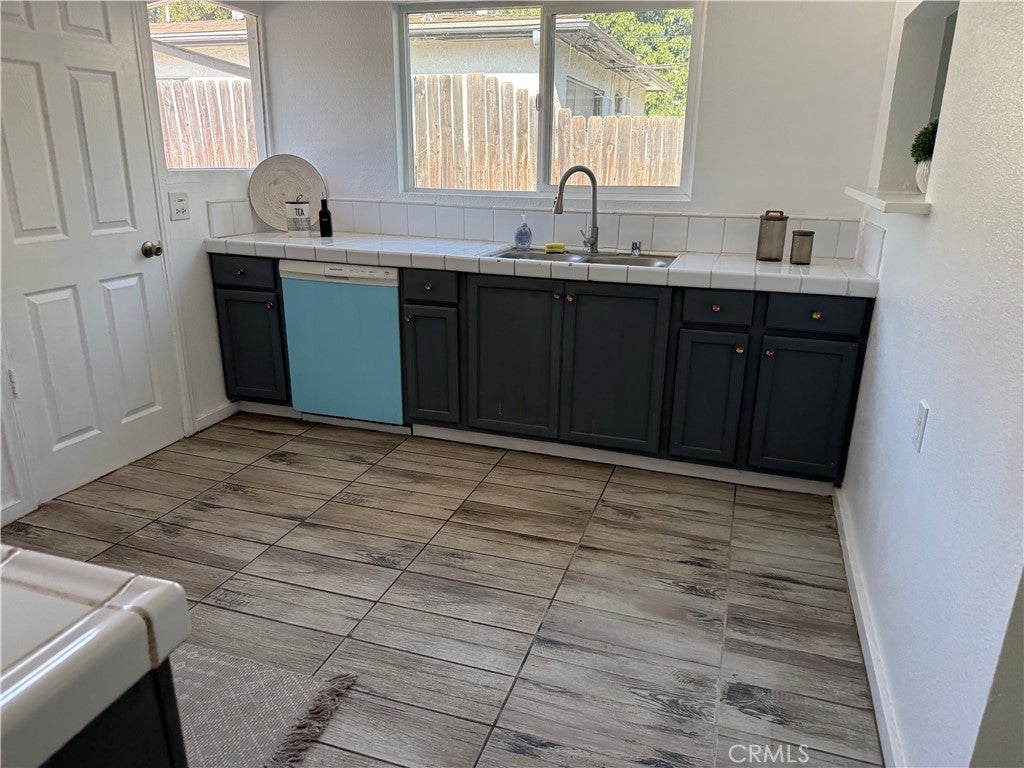 805 Merrett