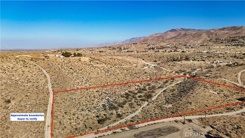 Photo of 750 Ocotillo Way, Apple Valley, CA 92308 (MLS # HD25252333)