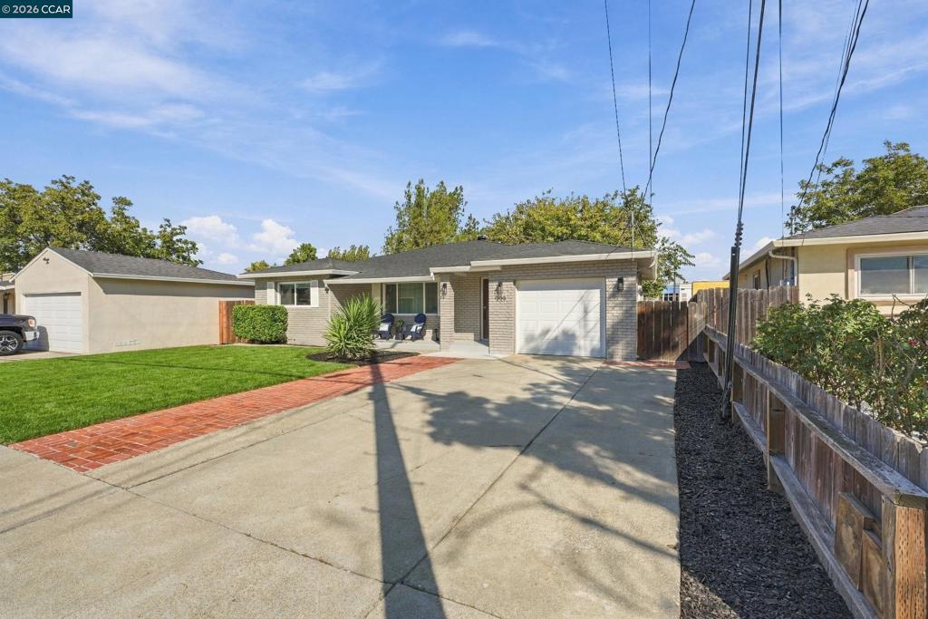 299 El Dorado Dr
