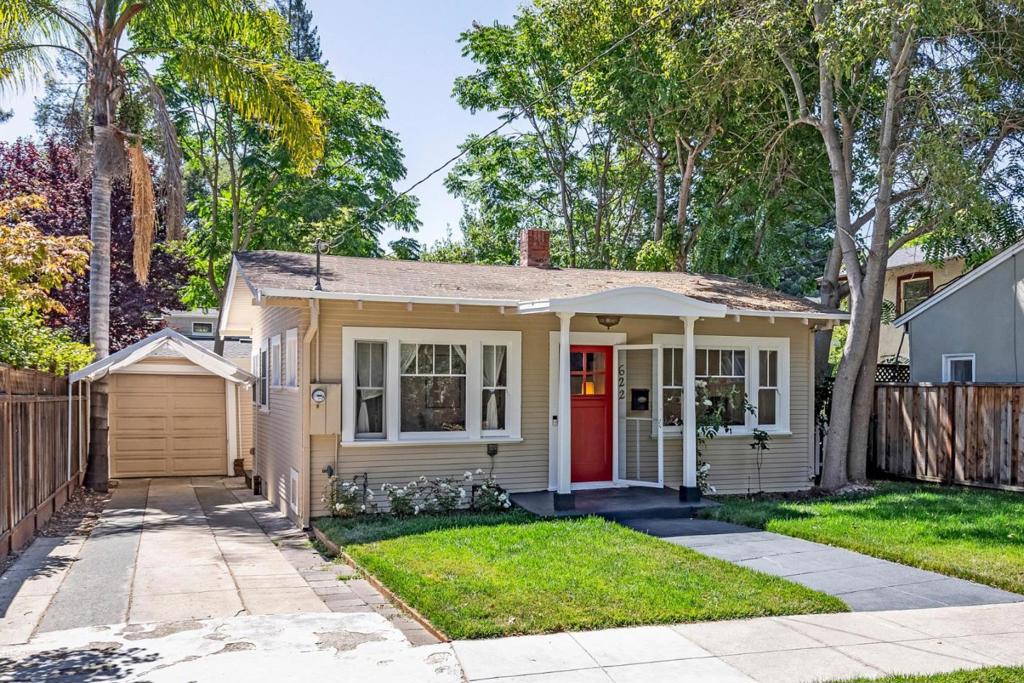622 Palo Alto Avenue, Palo Alto CA 94301